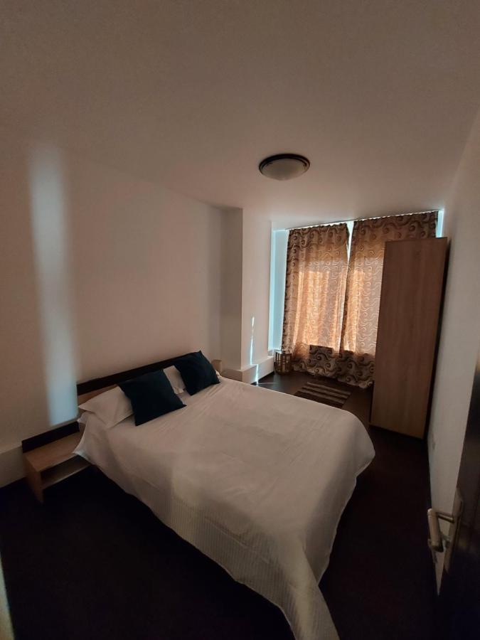 Jolie Suites Brăila Exterior foto
