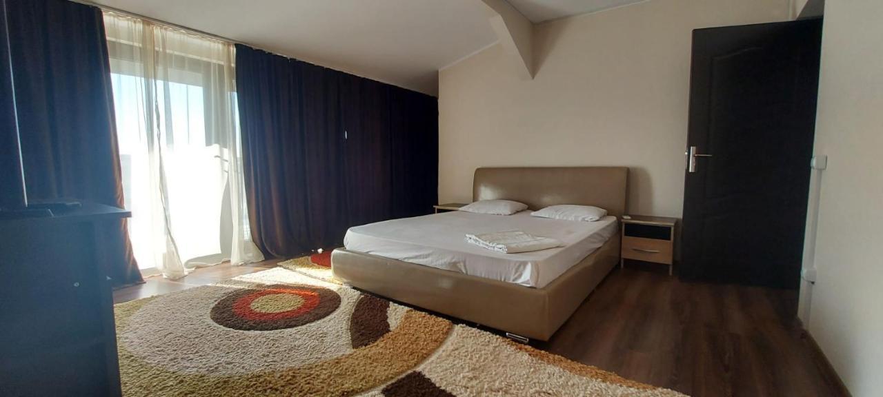 Jolie Suites Brăila Exterior foto